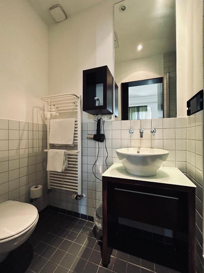 Hotel Brasserie Erlangen Bagian luar foto
