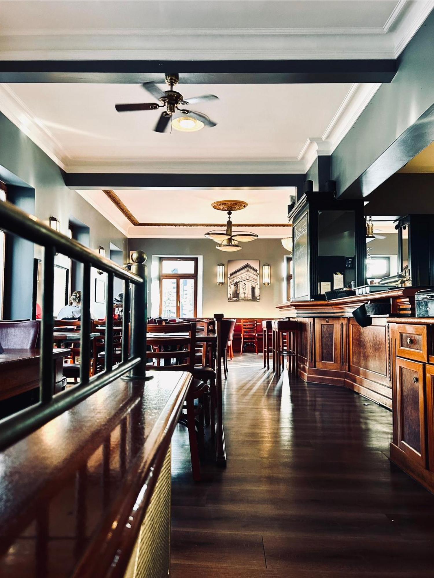 Hotel Brasserie Erlangen Bagian luar foto